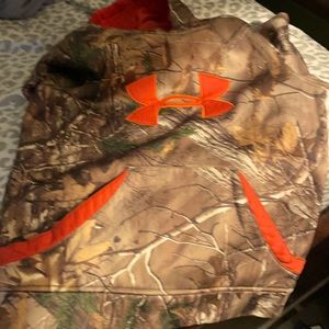 Youth Medium Under Armor